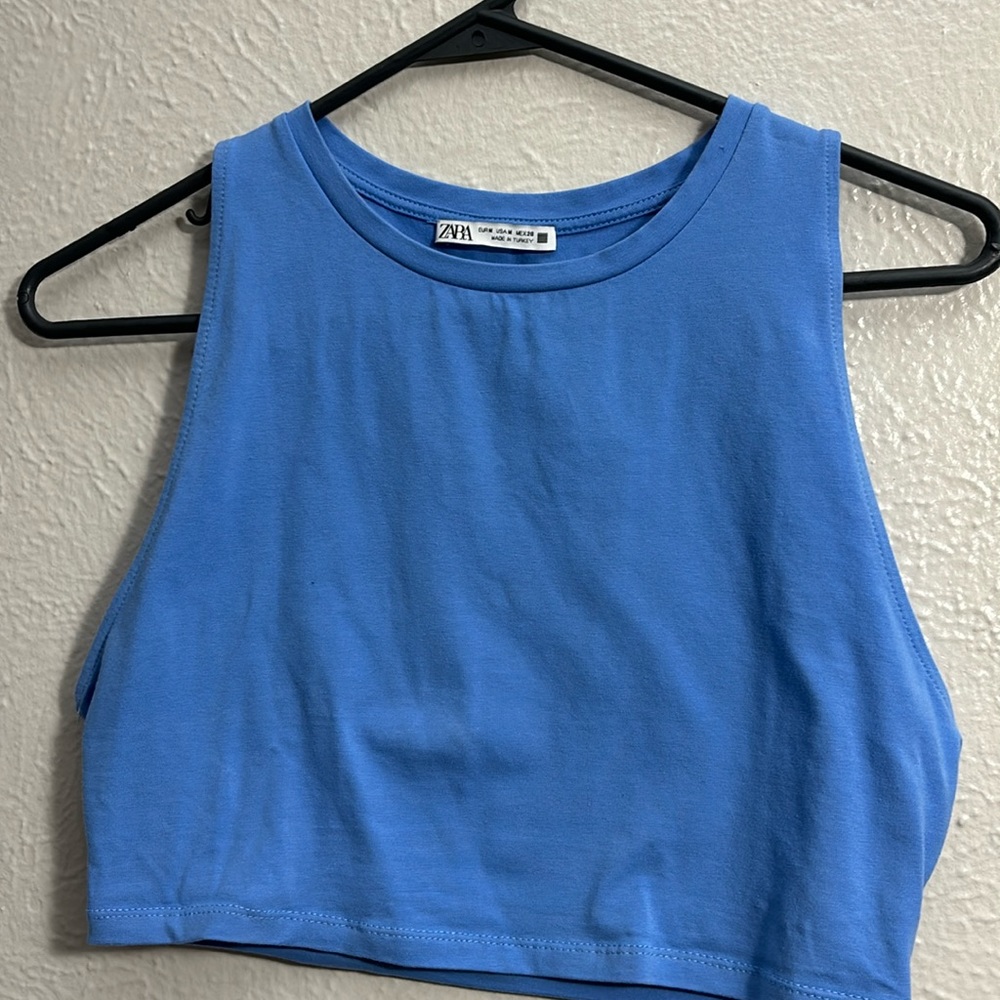Super cute simple crop top